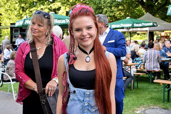 100J_Stadthalle   022.jpg